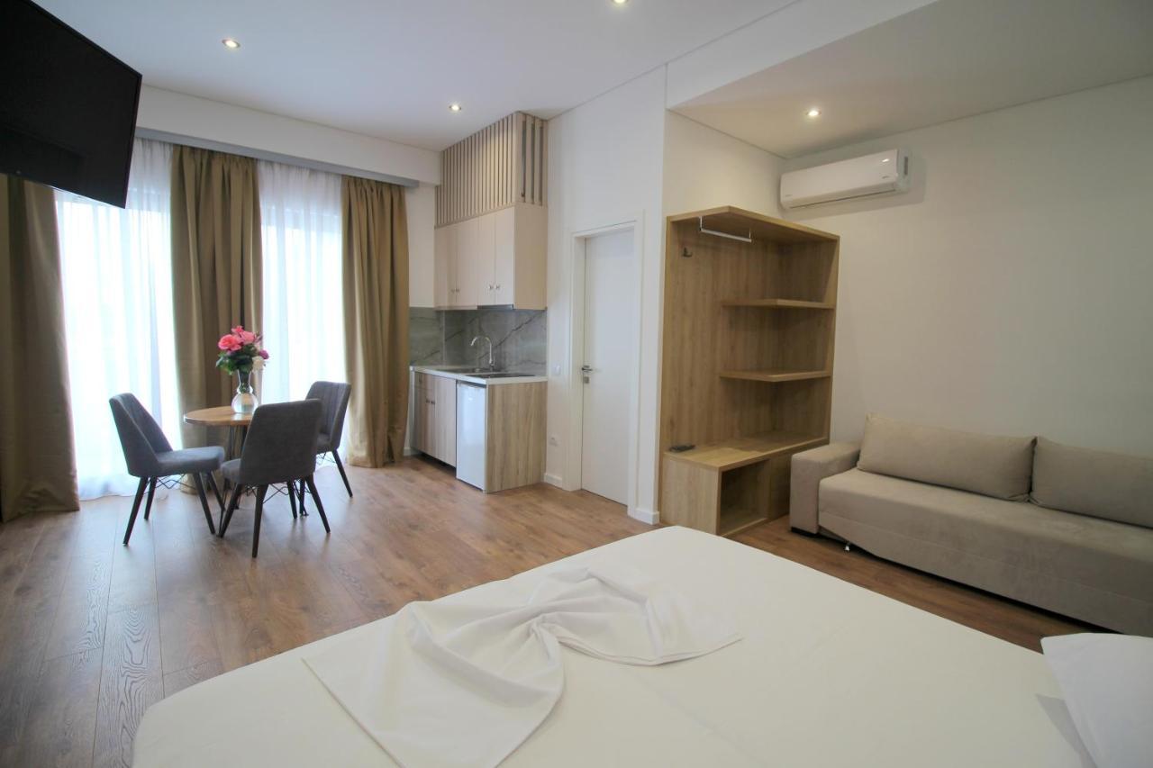 Juer Hotel Bajkaj Bagian luar foto
