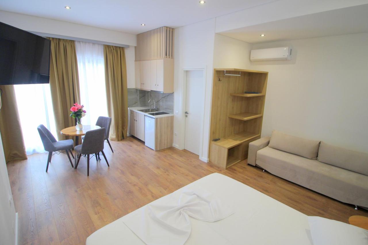 Juer Hotel Bajkaj Bagian luar foto