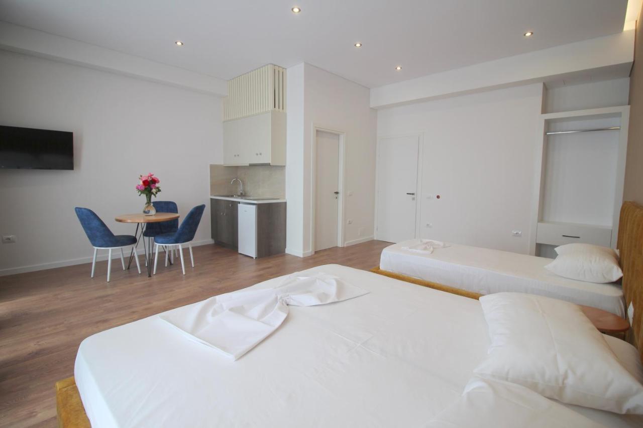 Juer Hotel Bajkaj Bagian luar foto