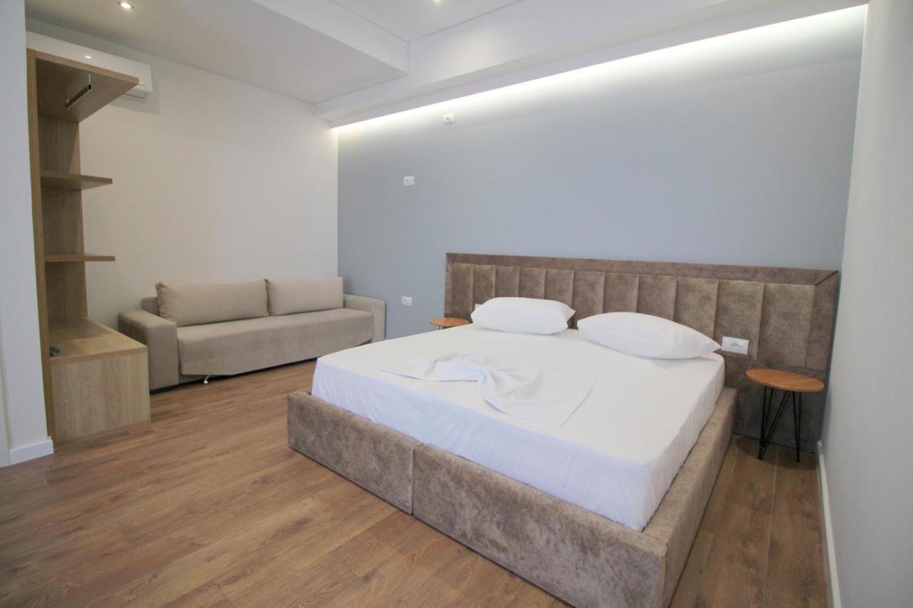 Juer Hotel Bajkaj Bagian luar foto